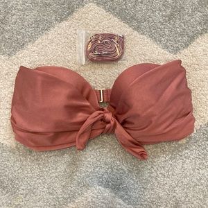 Abercrombie and Fitch swim top 32D